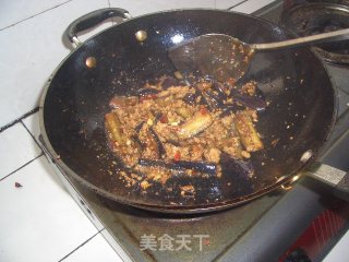 肉末茄子的做法步骤：2