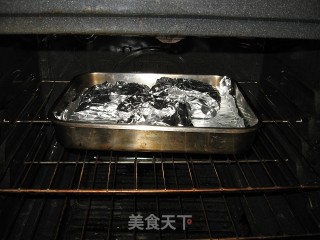 蒜香烤小排骨的做法步骤：2