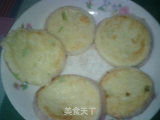 葱花煎饼的做法步骤：2