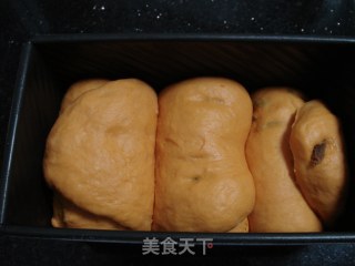 葡萄干南瓜吐司的做法步骤：2