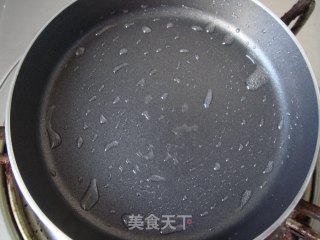 榨菜鸡蛋饼的做法步骤：2