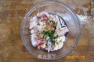 【秋冬绿盾】---《蒜香鲜贝炒乳鸽》的做法步骤：7