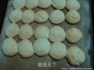 花生曲奇--用花生油做的曲奇的做法步骤：2