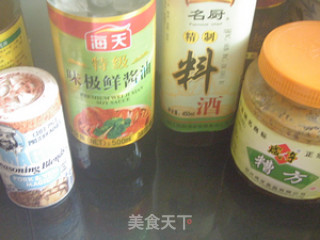 让菜梆子哄抢的一道菜---黄芽菜炒双菇的做法步骤：2