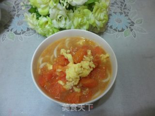 西红柿鸡蛋面的做法步骤：2
