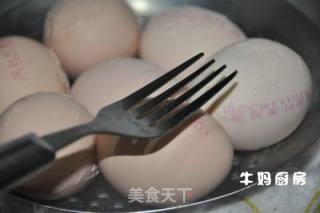 五香牛肉，五香蛋的做法步骤：2