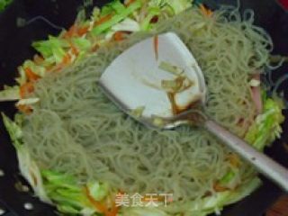 包菜粉丝的做法步骤：2