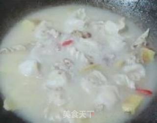 鱼鳔焖白菜的做法步骤：4