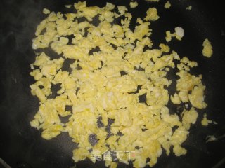 韭菜鸡蛋饺的做法步骤：2