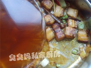 茶树菇烧五花肉的做法步骤：2
