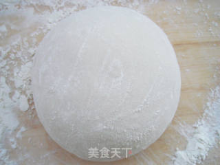 椒香葱油饼的做法步骤：2