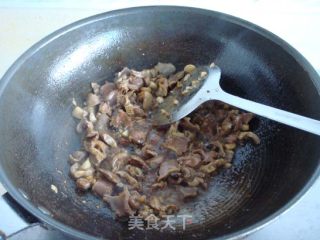 扁豆炒鸡胗的做法步骤：2
