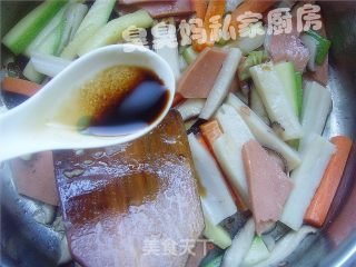 宫烧莲藕的做法步骤：3