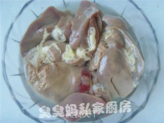 卤鸡肝的做法步骤：2