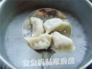 猪肉双菌饺的做法步骤：2