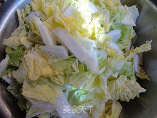 粉丝白菜烧牛肉的做法步骤：2