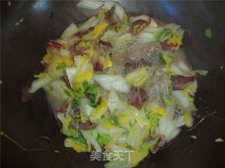 粉丝白菜烧牛肉的做法步骤：2