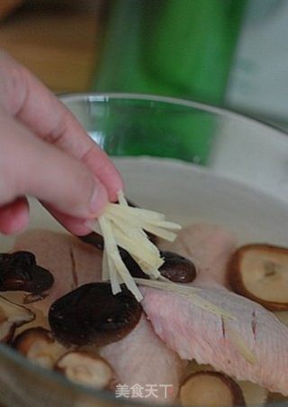 香菇冬瓜鸡汤的做法步骤：2