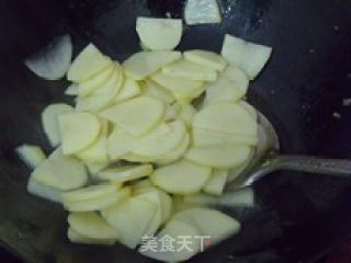 尖椒土豆片的做法步骤：2