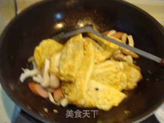 蛋饺一锅烩的做法步骤：2