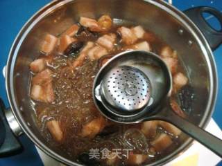 东北大锅菜“猪肉炖粉条”的做法步骤：2