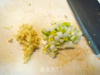 私家菜“蚝油焖双菇肉片”的做法步骤：2