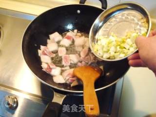 私家菜“蚝油焖双菇肉片”的做法步骤：2