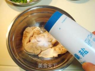 私房菜“溜干煎肥肠”的做法步骤：2