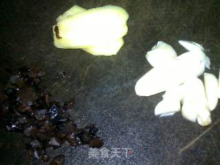 豉汁花甲的做法步骤：2