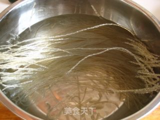 白菜粉条炖仔鸡的做法步骤：4
