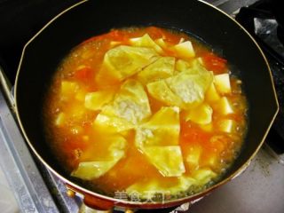 番茄云吞蛋豆腐的做法步骤：2