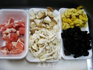 群菇烧百叶的做法步骤：2