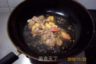 秋冬绿盾：干锅之香草蒜香乳鸽的做法步骤：9
