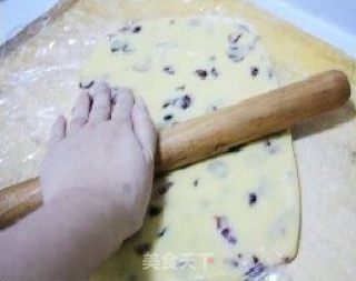 蔓越梅酥条的做法步骤：2