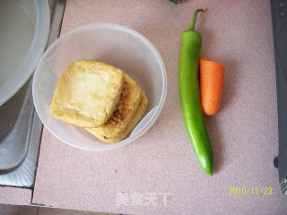 家常炒豆干的做法步骤：2