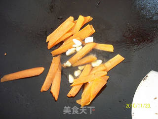 家常炒豆干的做法步骤：2