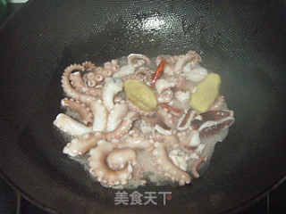 茄汁章鱼四季豆的做法步骤：2