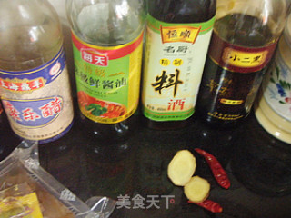 糖醋小红鱼（斧头鱼）的做法步骤：2