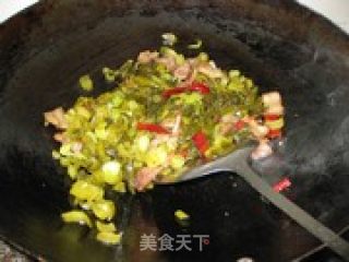 干椒酸菜的做法步骤：2