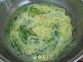 黄瓜鸡蛋汤的做法步骤：2