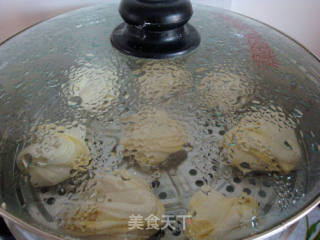 红糖花卷的做法步骤：2