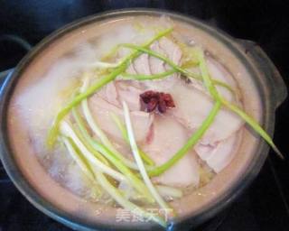 酸菜白肉的做法步骤：2