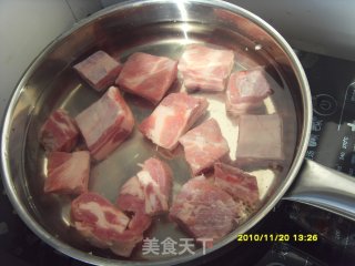 家常排骨炖刀鱼的做法步骤：3