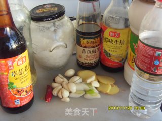 家常排骨炖刀鱼的做法步骤：3