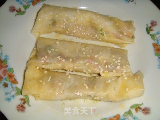 芝麻肉末卷的做法步骤：2