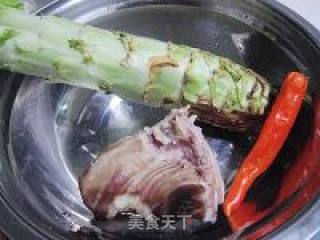 莴笋回锅肉的做法步骤：2