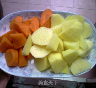 咖喱鸡的做法步骤：2