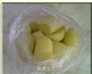 土豆饼的做法步骤：2