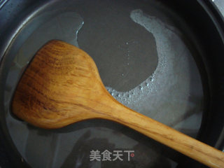 传统小零食：挂霜花生的做法步骤：3