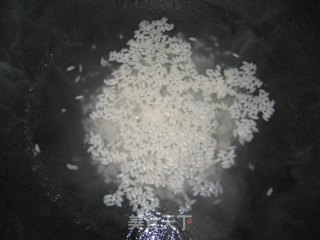 醪糟西米露的做法步骤：2